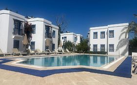 Ege Apartments